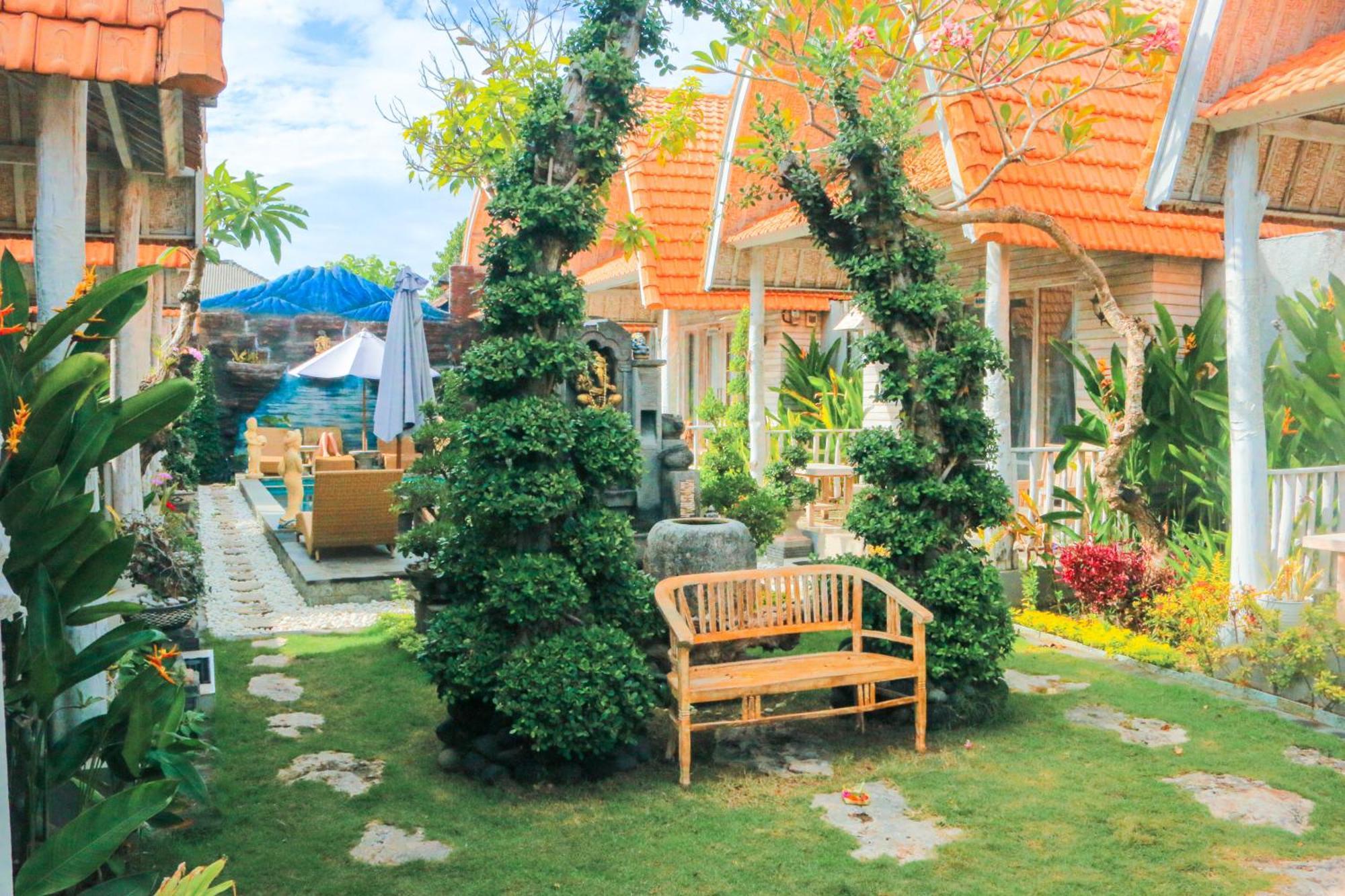 The Box Paradise 4* Batununggul